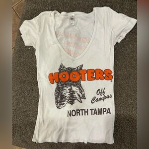 Hooters shirt